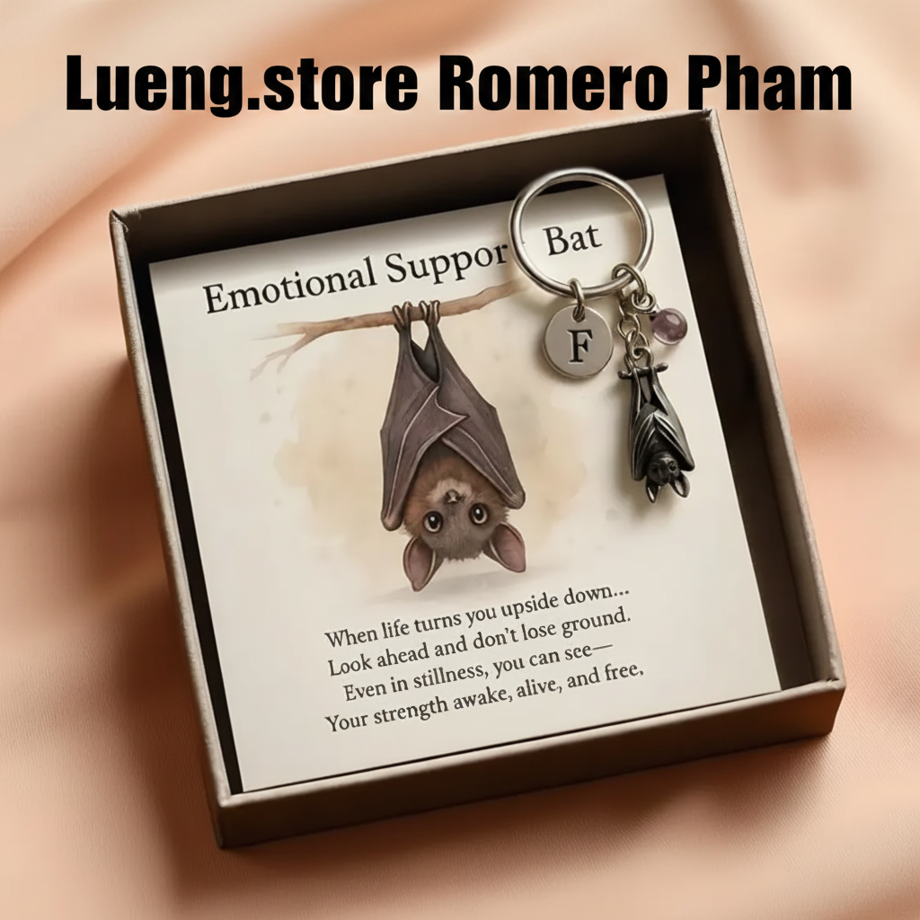 Emotional Support Bat Keychain, Vintage Bat Pendant with Encouragement Verse Card, Inspirational Gift for Friends