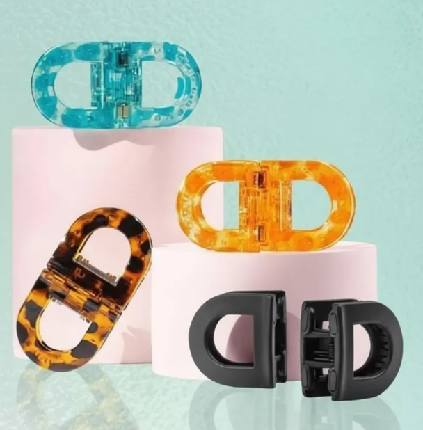 Magnetic Hair Clips, Strong Hold No-Crease Sectioning Clips for Salon, Home & Everyday Hairstyling, Non-Slip Styling Clips
